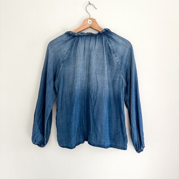Cloth & Stone Ruffled V-Neck Chambray Long Sleeve Top Blue XS - Picture 4 of 6